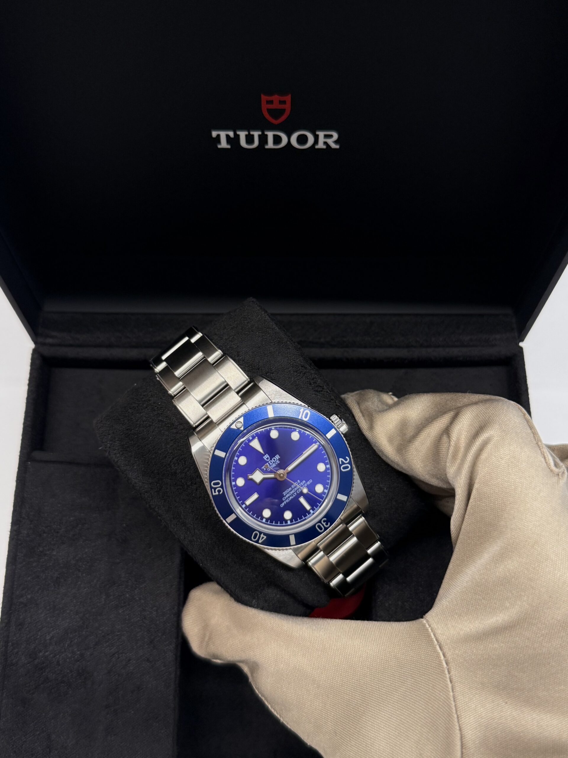 TUDOR Black Bay 54